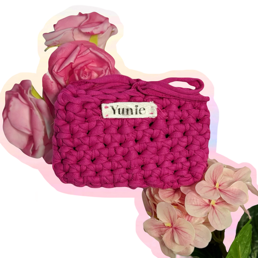 The Cardholder — Berry Pink