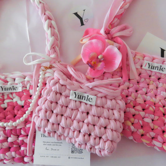 The Cardholder — Baby Pink