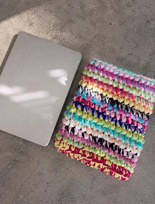 laptop case — uno